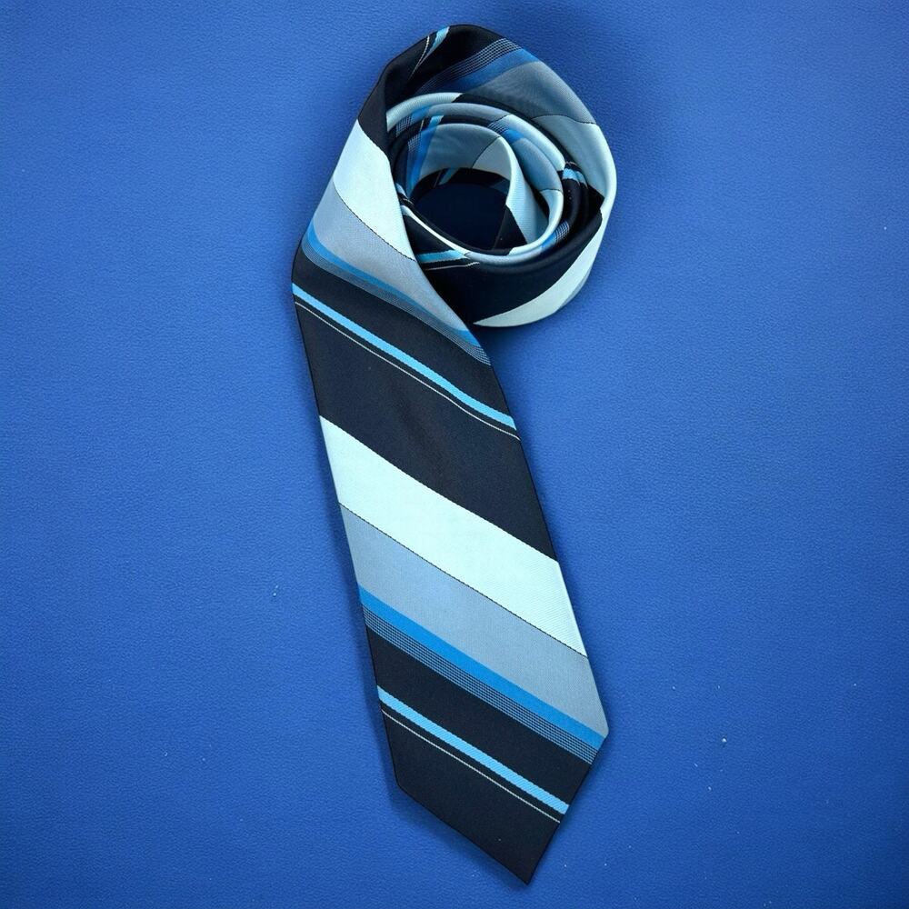 1980's Vintage Striped Blue Polyester Necktie Tie Retro Rad Classic OS
